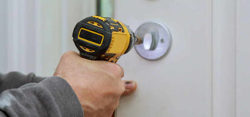 Street Locksmith For Smart Lock Repair in Solvang, CA